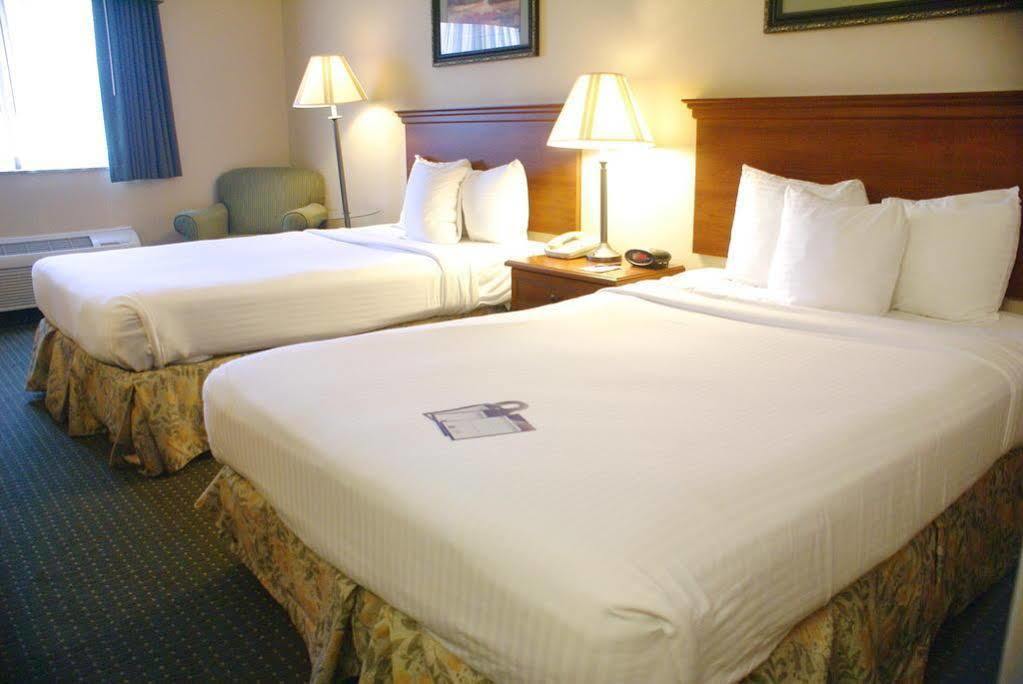 Western Port 3* Columbus