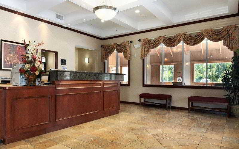 Western Port Hotel 3*